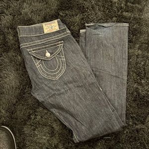 Like new true religion straight leg low rise jeans